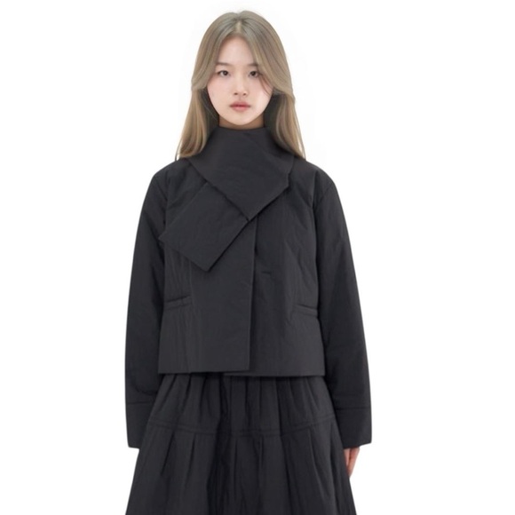 Eunoia Women’s Black Free Size Button Padding Jacket NWOT - Picture 3 of 12